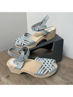 Maguba Swedish Clog Strappy Sandals Suede Wood Size 37 / US 7 Light Gray